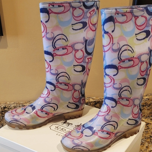 Authentic Coach Poppy Rain Boots - Picture 1 of 4